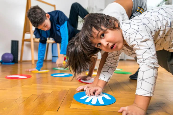 easy indoor activities for kids
